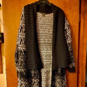 TAHARI sweater jacket size 1x